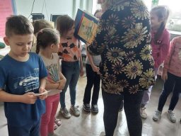 b_1024_768_0_00_images_2023_2024_KAWA_Pasowanie_czytelnik_428497424_866272211967395_8959217663283096129_n